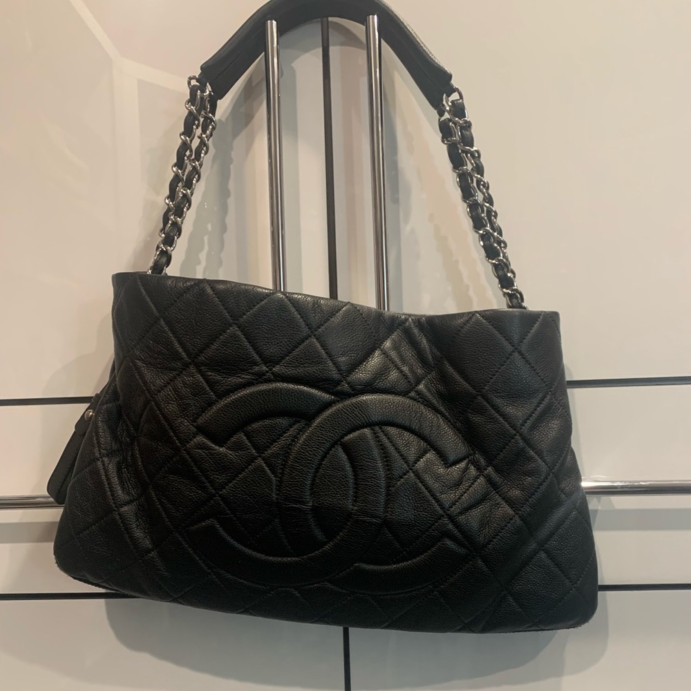 Authentic Chanel shoulder bag